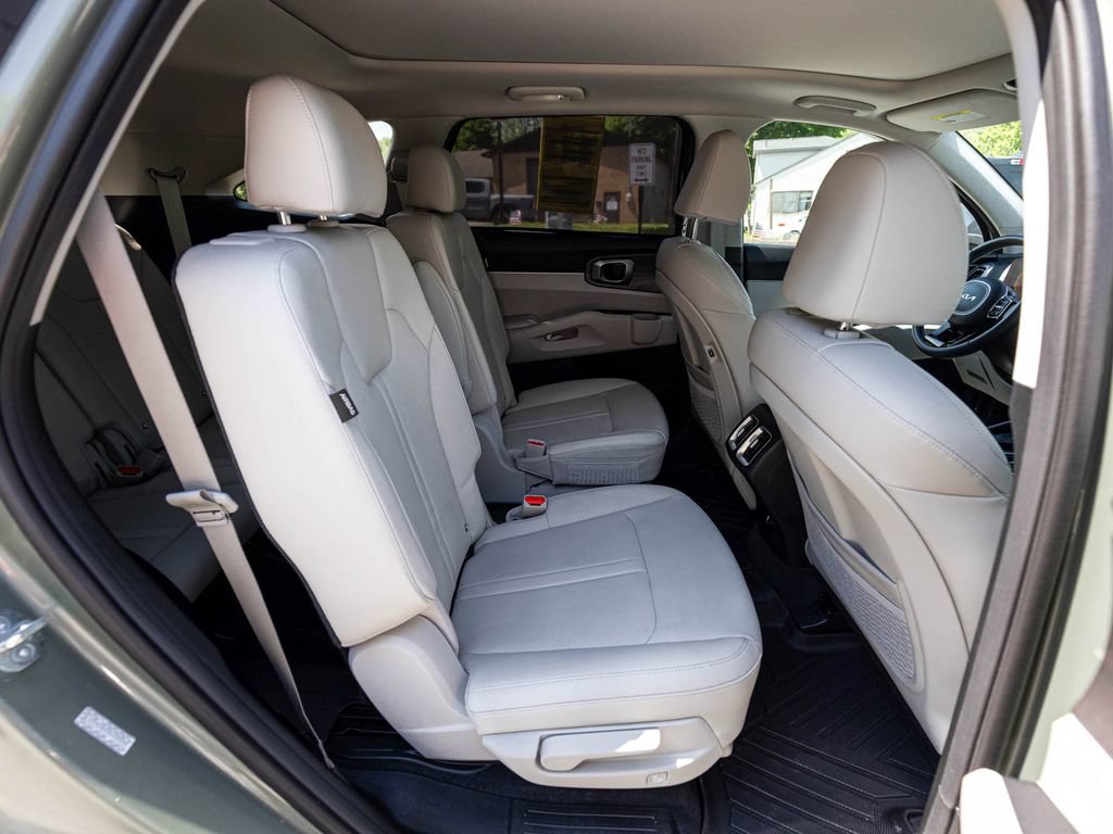 Used 2025 Kia Sorento X-Line EX AWD/4WD image 30