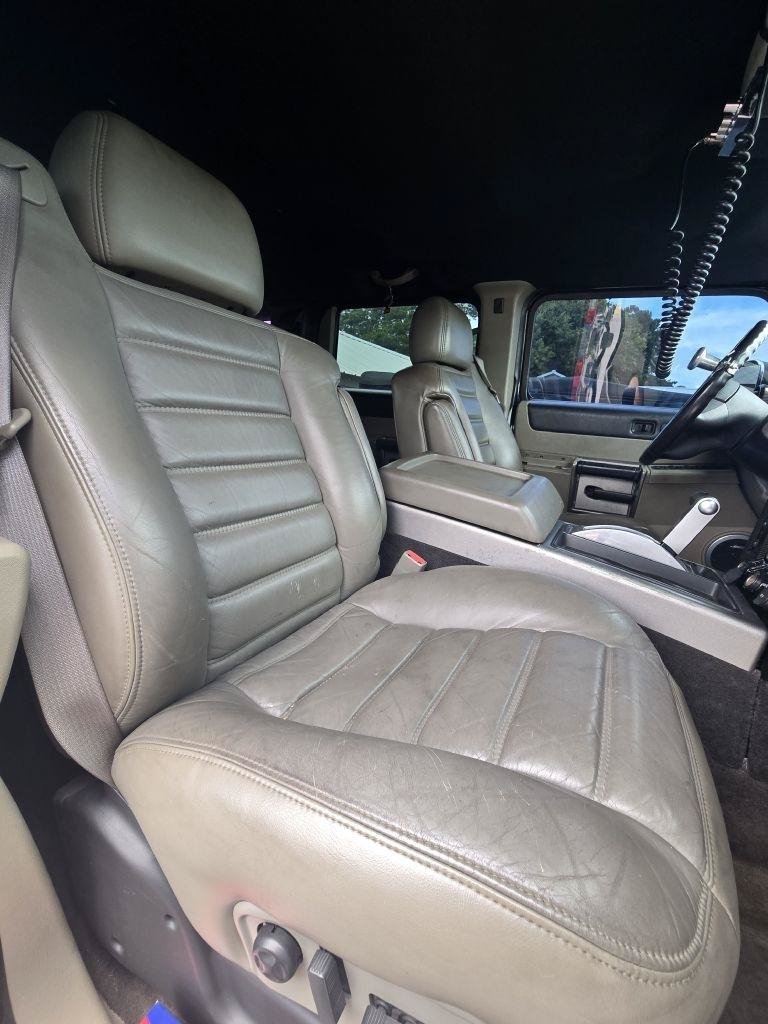 Used 2003 HUMMER H2 w/ Preferred Equipment Group AWD/4WD image 18