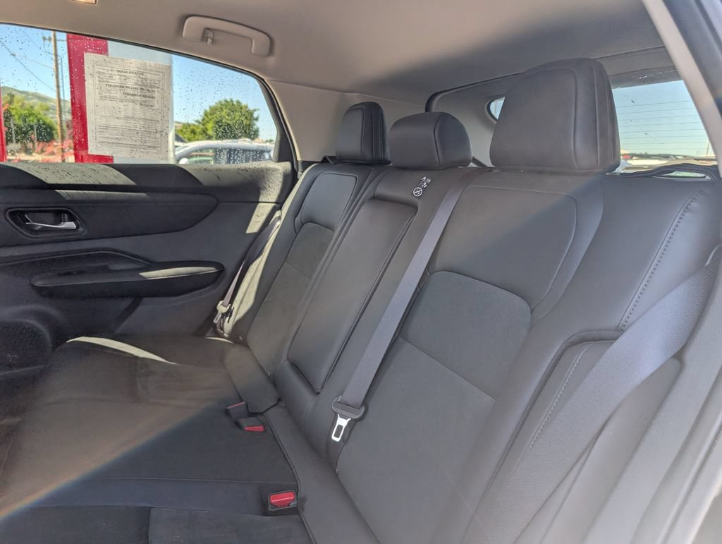 Used 2025 Nissan Ariya AWD image 9