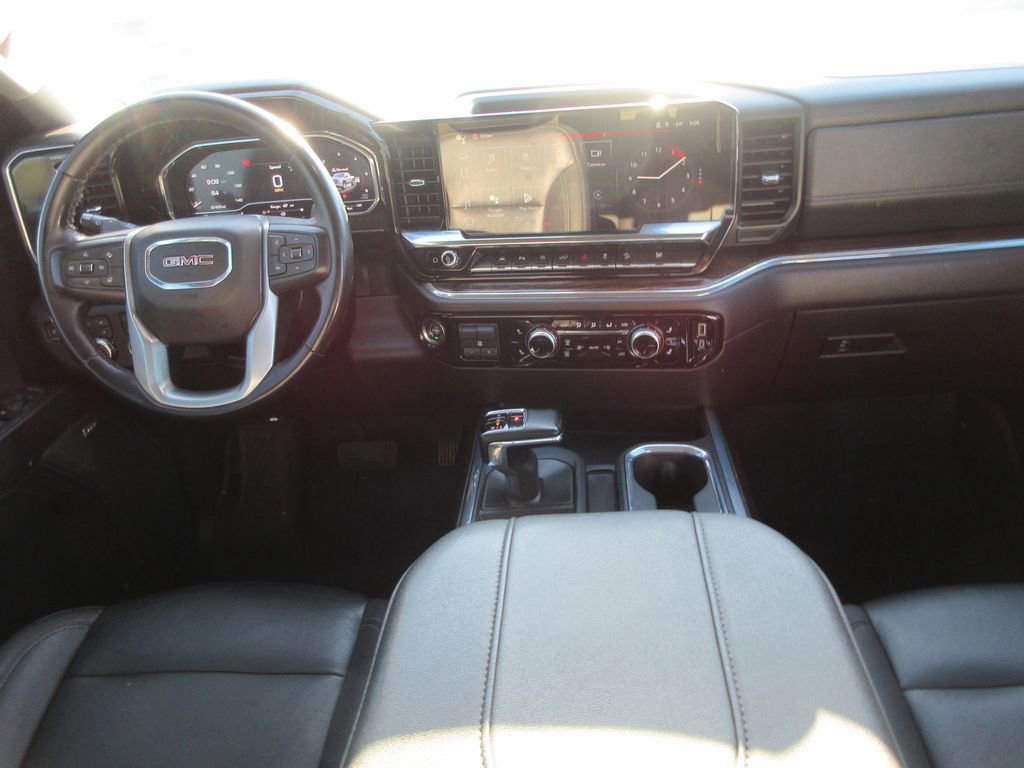 Certified 2024 GMC Sierra 1500 Elevation w/ Elevation Premium Package AWD/4WD image 18