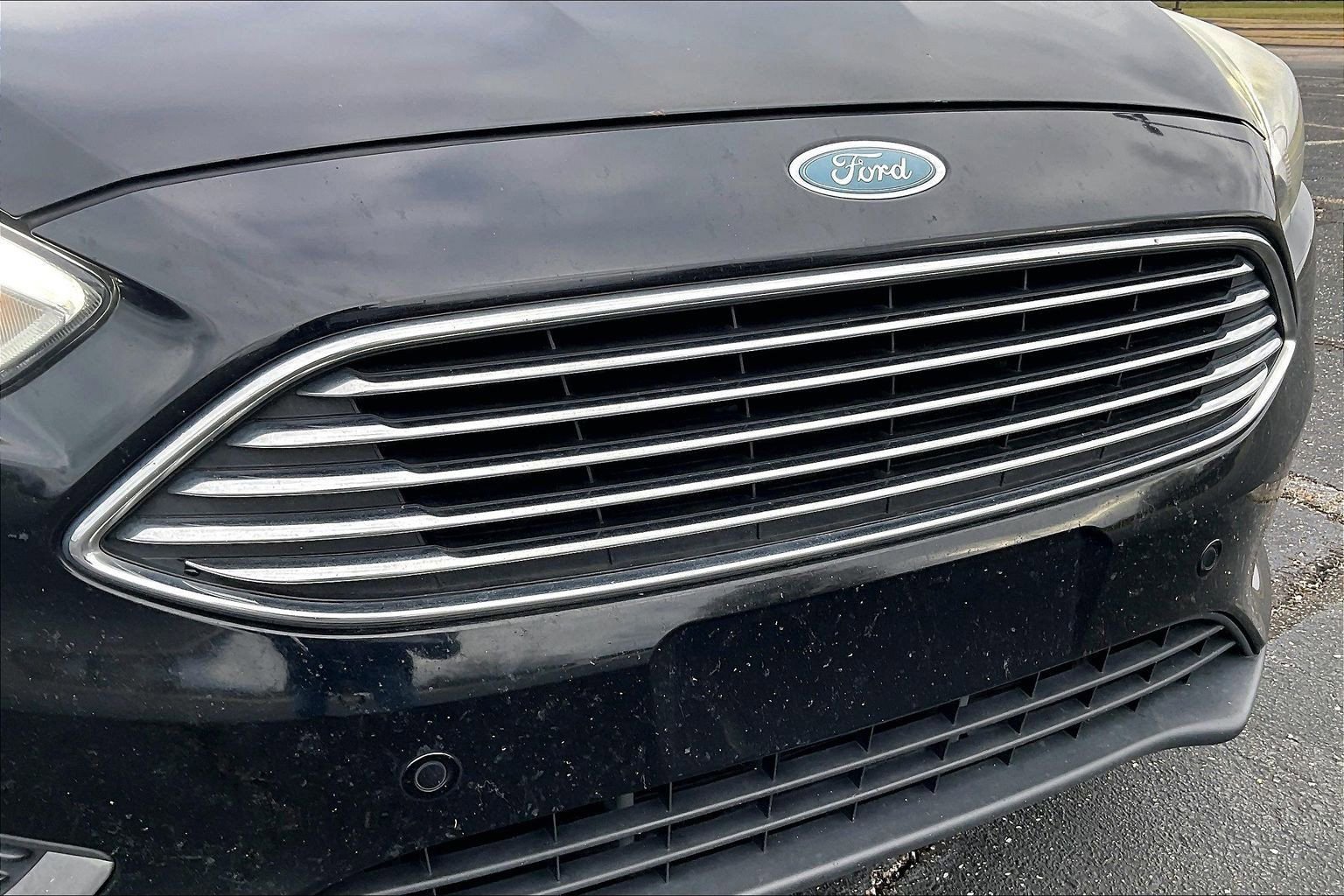 Used 2018 Ford Focus Titanium w/ Titanium Technology Package FWD image 27
