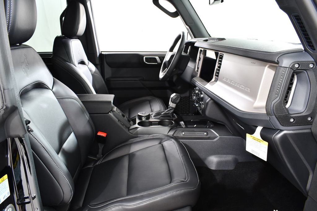 New 2026 Ford Bronco Outer Banks AWD/4WD image 10