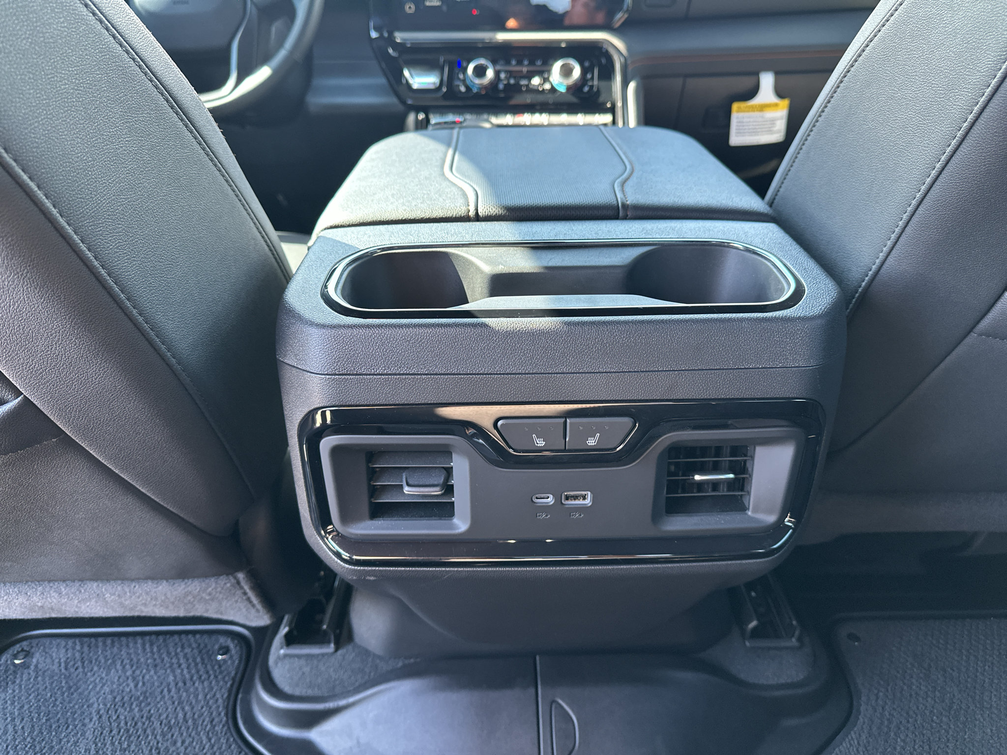 Used 2025 GMC Sierra 1500 AT4 w/ AT4 Premium Package AWD/4WD image 24