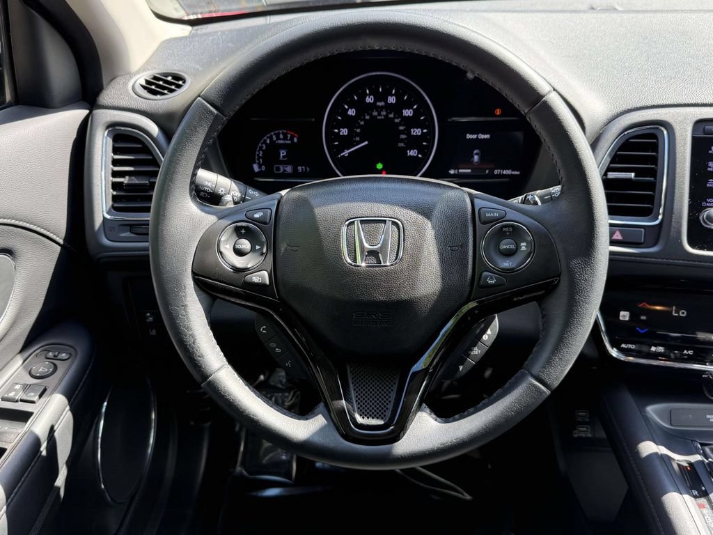 Used 2019 Honda HR-V Touring image 17