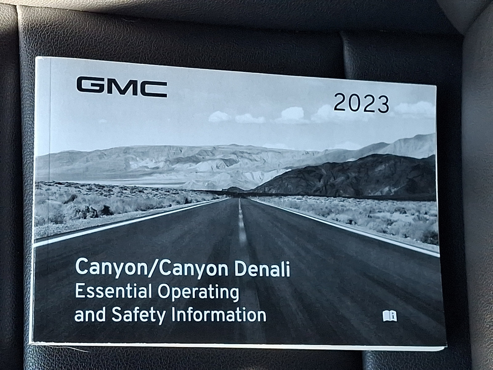 Certified 2023 GMC Canyon Elevation w/ Elevation Premium Package AWD/4WD image 28