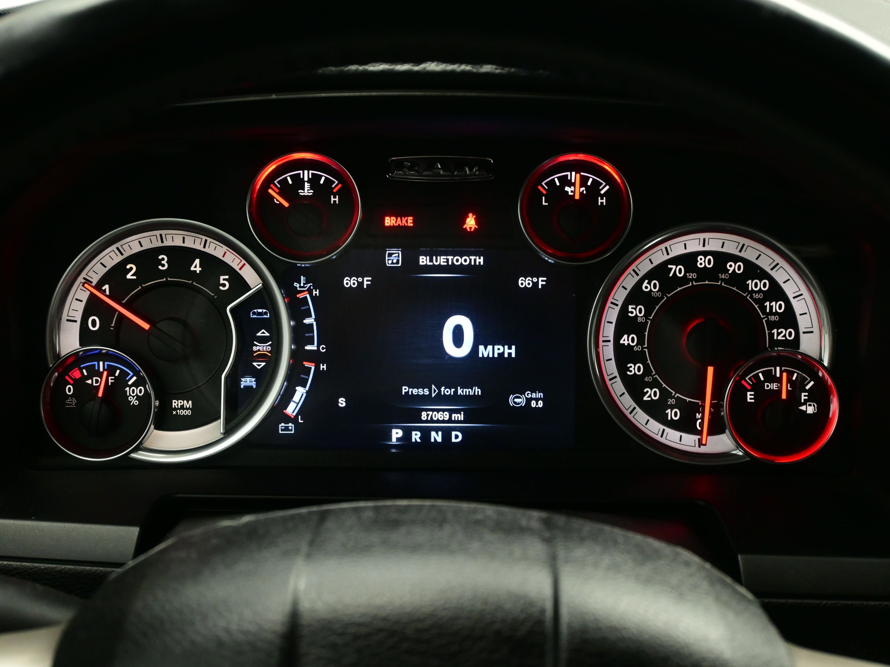 Used 2015 RAM 1500 Laramie image 23