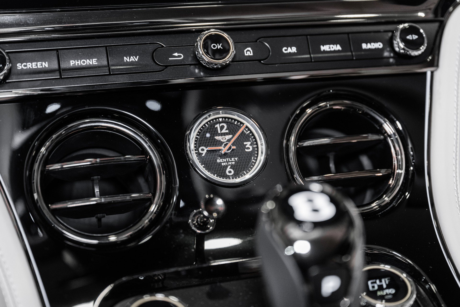 New 2026 Bentley Continental GT AWD/4WD image 33