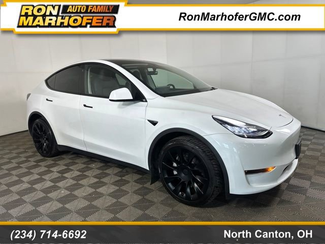 Used 2023 Tesla Model Y Long Range image 1
