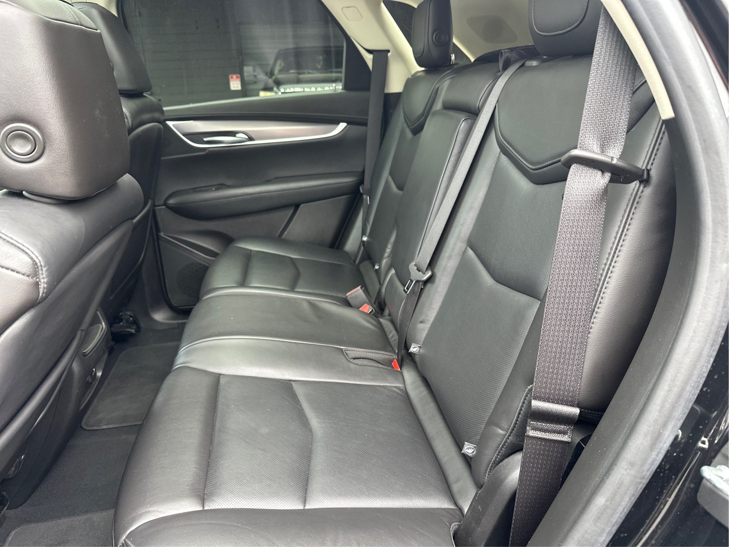 Used 2018 Cadillac XT5 Premium Luxury AWD/4WD image 10