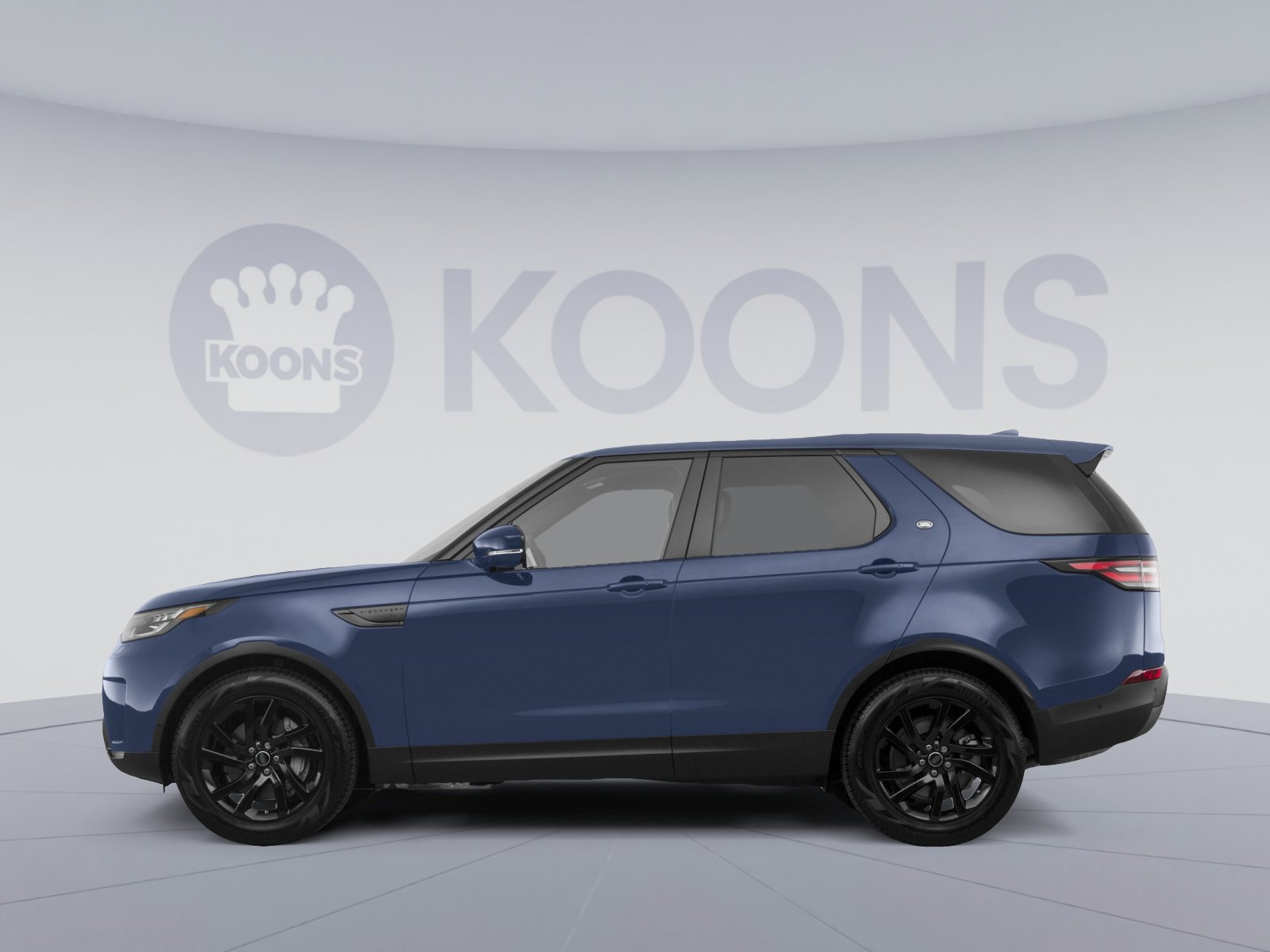 Used 2020 Land Rover Discovery Landmark AWD/4WD image 2