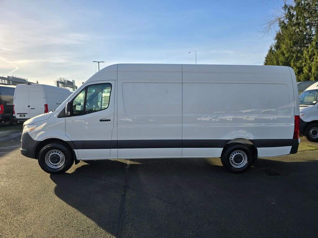 New 2025 Mercedes-Benz Sprinter 2500 image 3