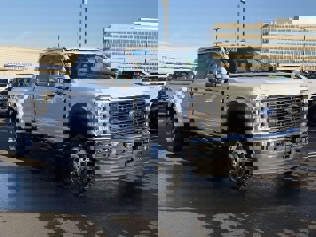 New 2026 Ford F450 XL w/ 360-Degree Camera Package AWD/4WD image 1