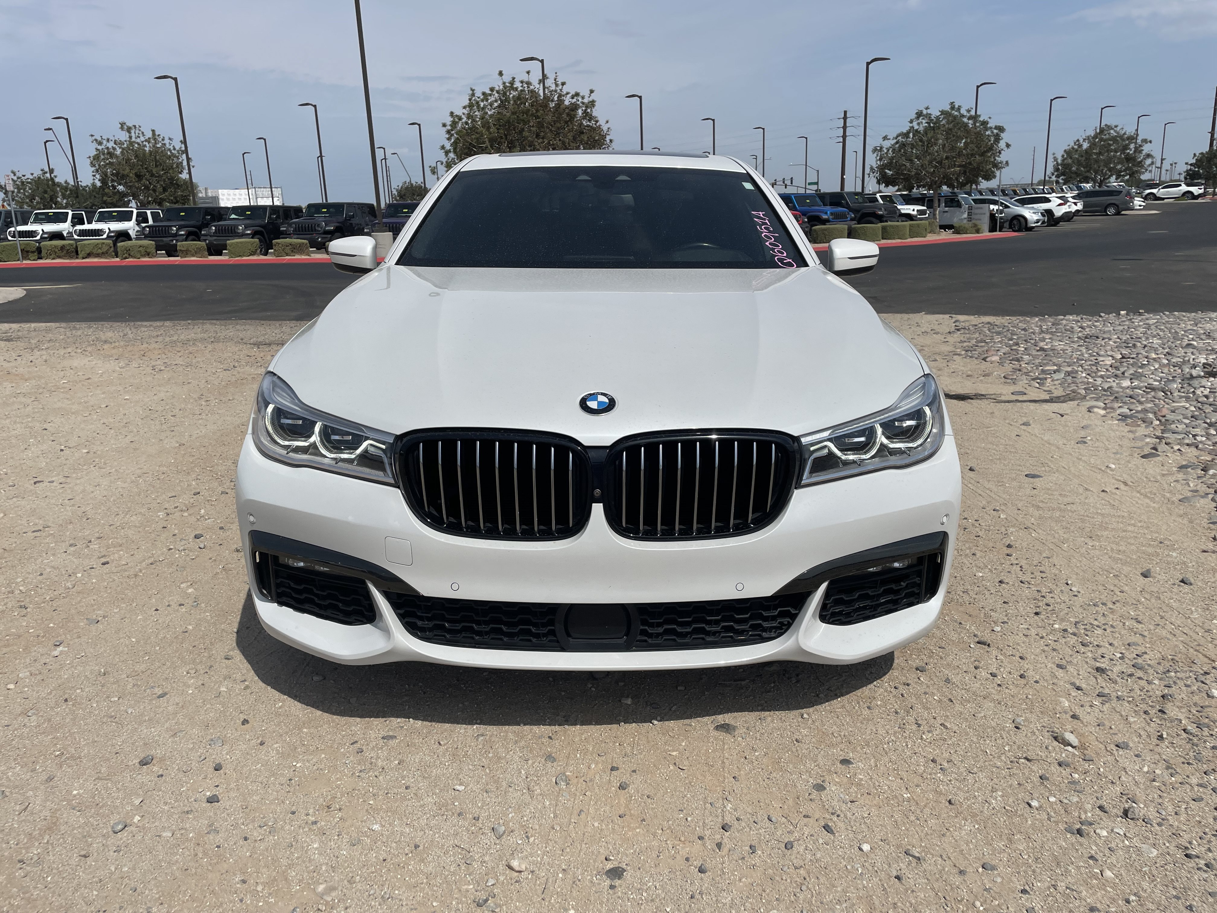 Used 2019 BMW 750i w/ Executive Package RWD image 8