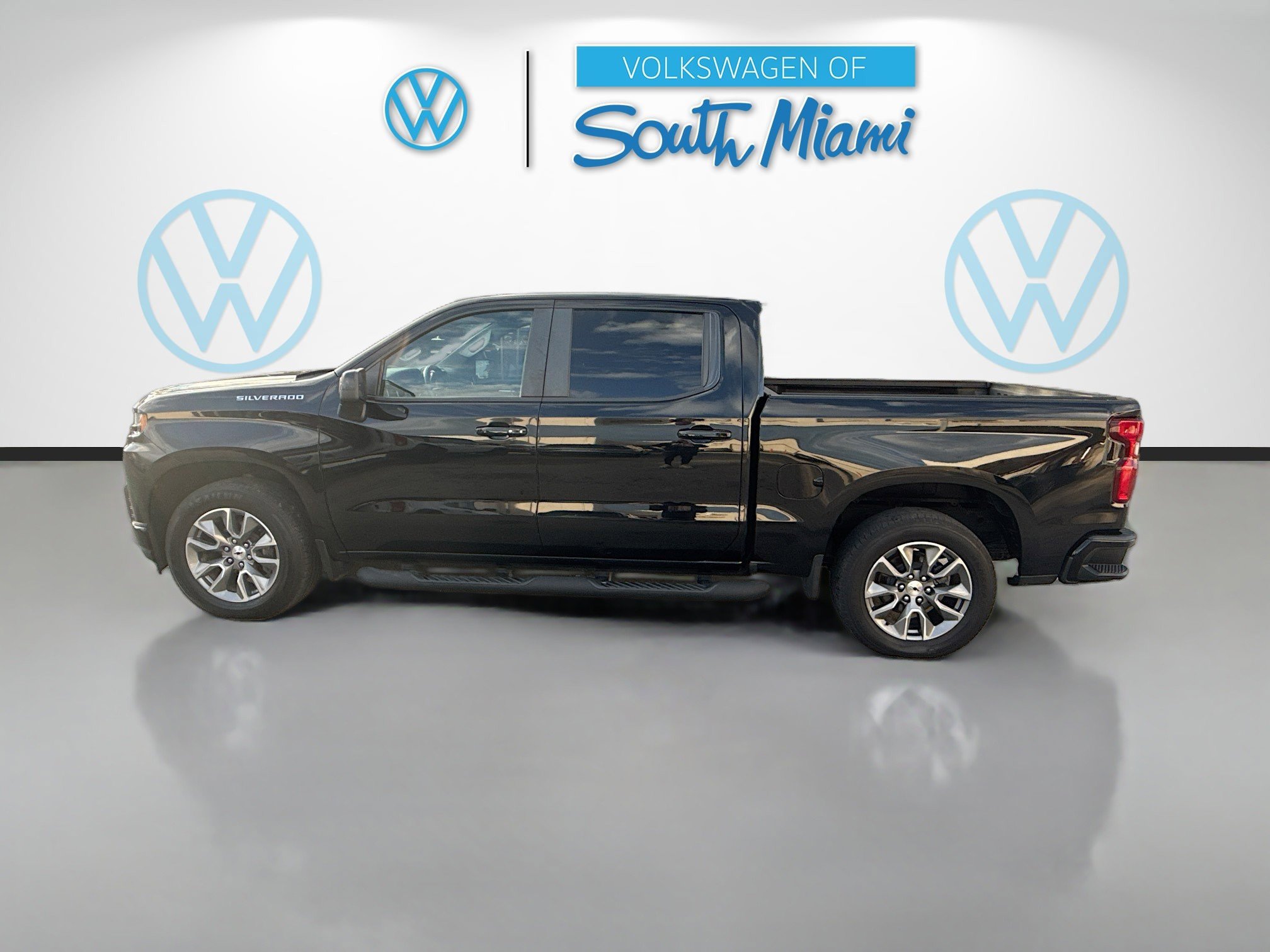 Used 2021 Chevrolet Silverado 1500 RST image 4