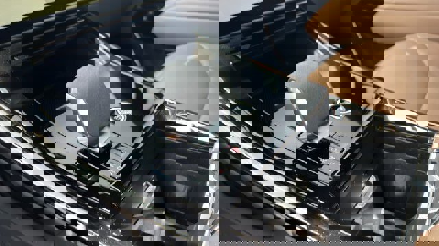 Used 2024 Land Rover Range Rover Sport SE image 24