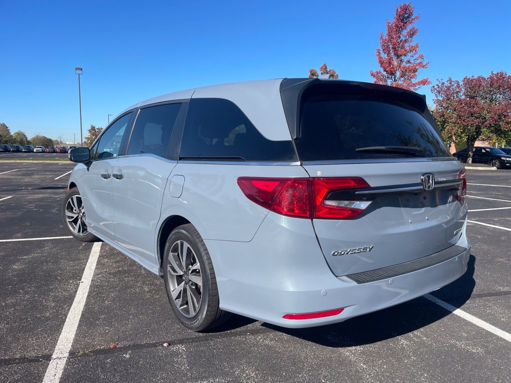 Used 2023 Honda Odyssey Touring image 8