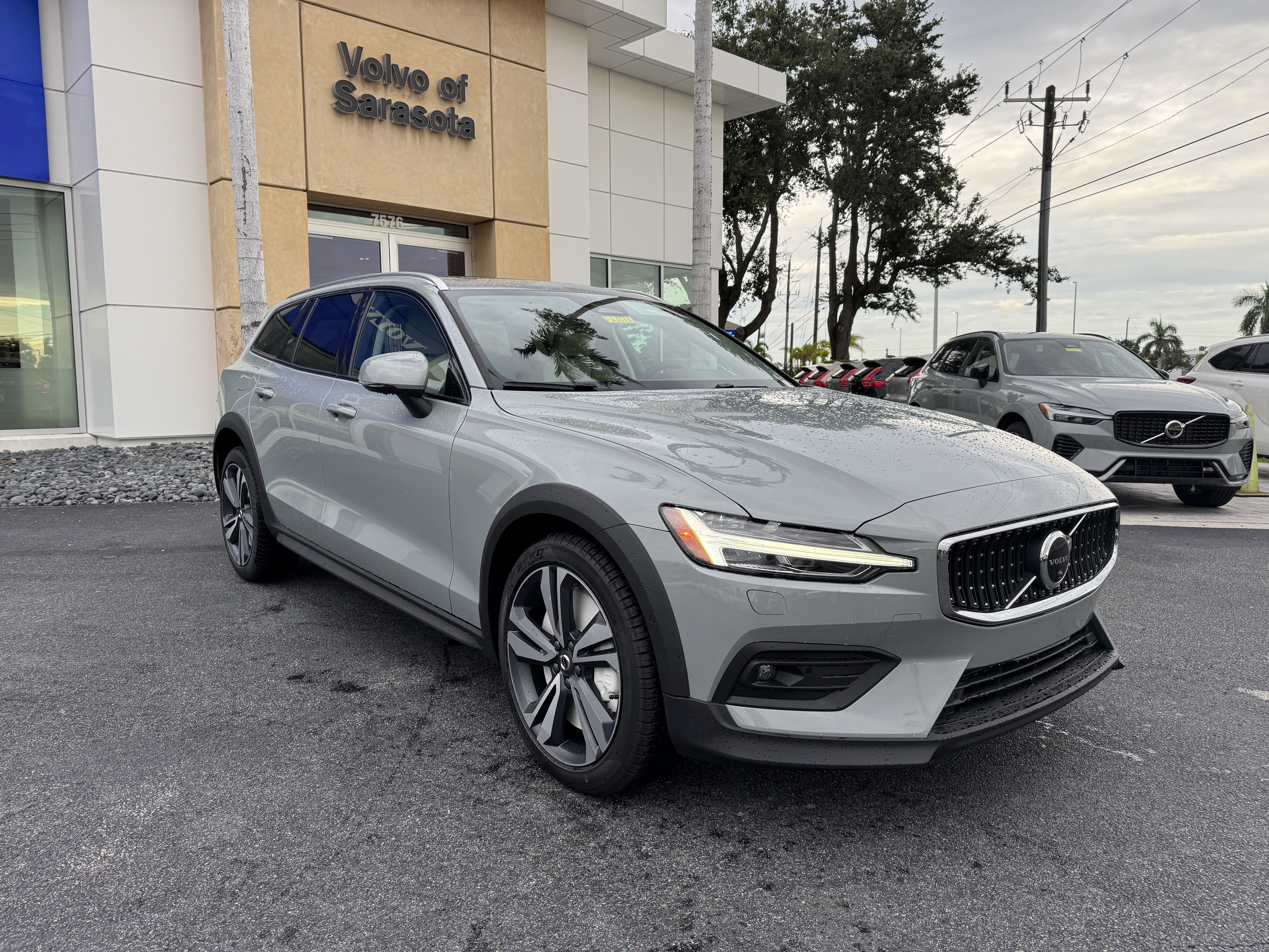 New 2026 Volvo V60 B5 Cross Country Plus w/ Protection Package Premier image 1
