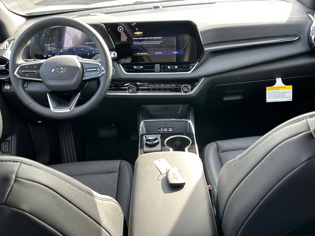 New 2026 Chevrolet Equinox LT w/ Convenience Package II image 17