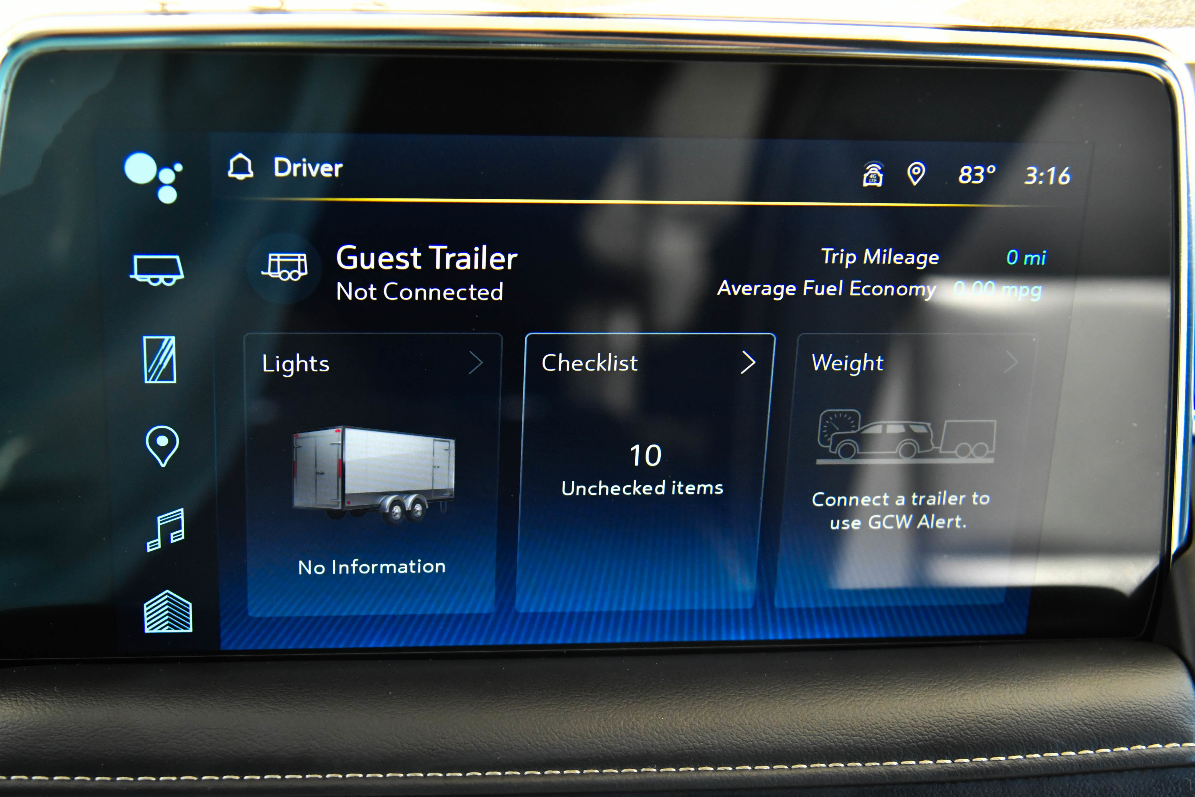 Used 2023 Chevrolet Tahoe Premier w/ Advanced Technology Package RWD image 32