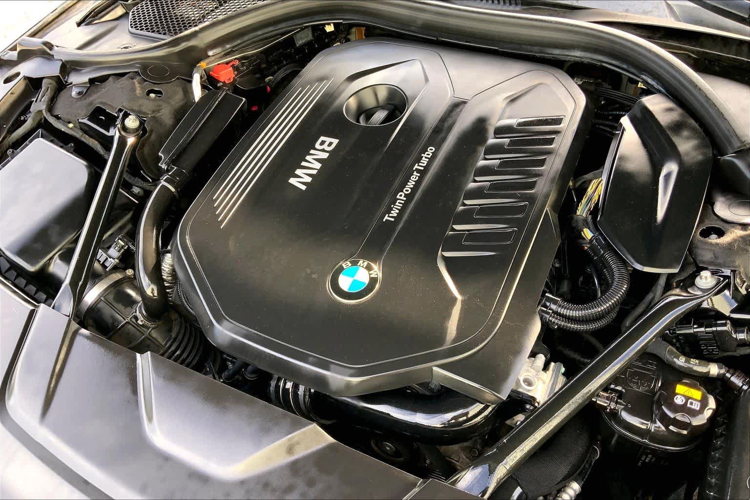 Used 2018 BMW 740i RWD image 30