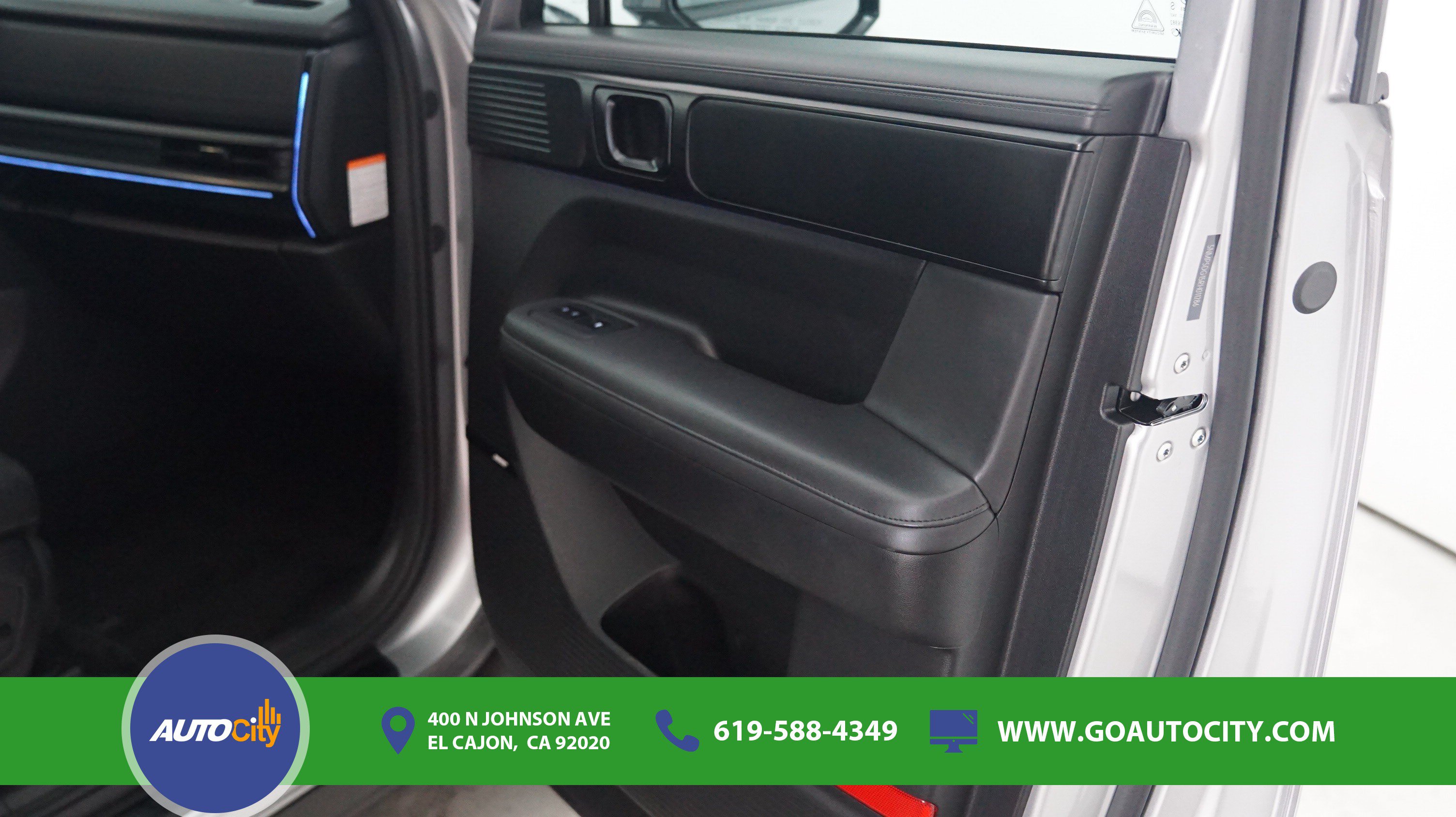Used 2024 Hyundai Santa Fe Calligraphy AWD/4WD image 18