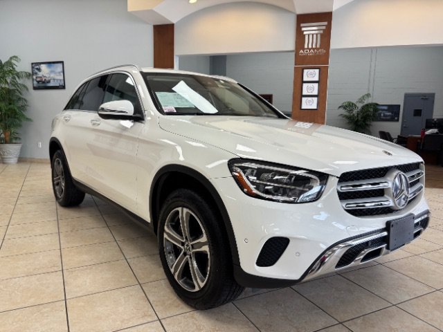 Used 2022 Mercedes-Benz GLC 300 4MATIC image 3
