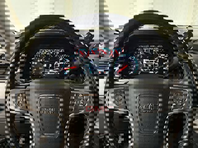 Used 2020 GMC Yukon SLE image 11