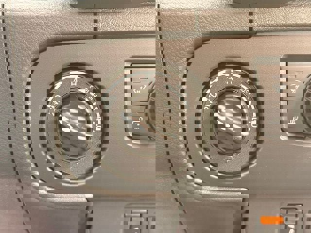 New 2026 Nissan Frontier SV w/ SV Convenience Package image 33