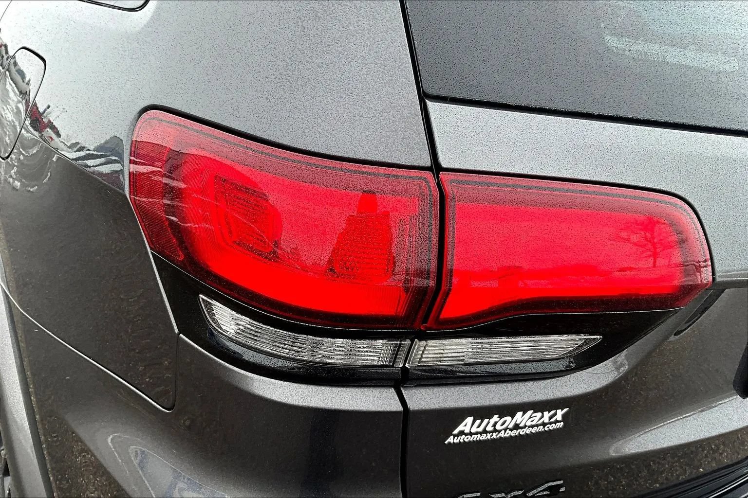 Used 2021 Jeep Grand Cherokee Laredo X AWD/4WD image 29