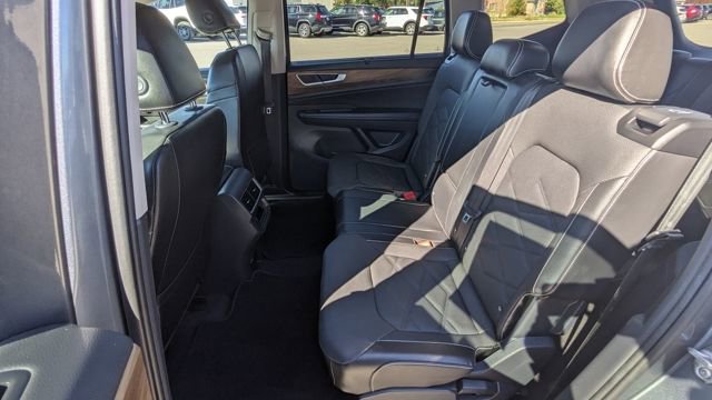 Used 2024 Volkswagen Atlas SE AWD/4WD image 26