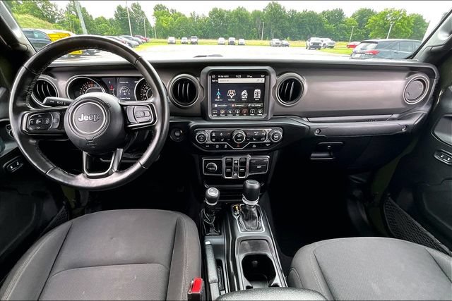 Used 2022 Jeep Gladiator Sport AWD/4WD image 8