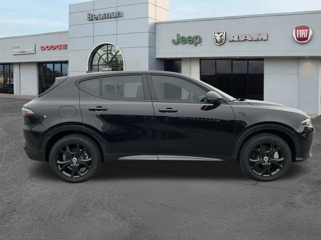 New 2024 Dodge Hornet R/T Plus w/ Tech Pack Plus w/o Parking AWD/4WD image 9