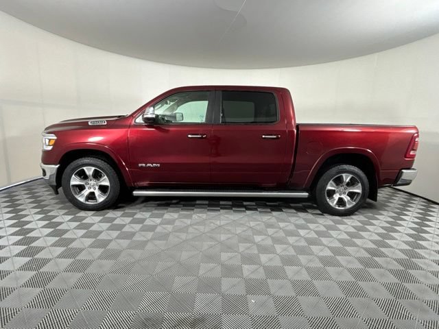 Used 2019 RAM 1500 Laramie AWD/4WD image 9