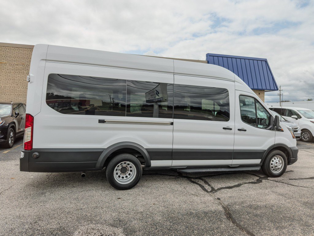 Used 2024 Ford Transit 350 XL RWD image 5