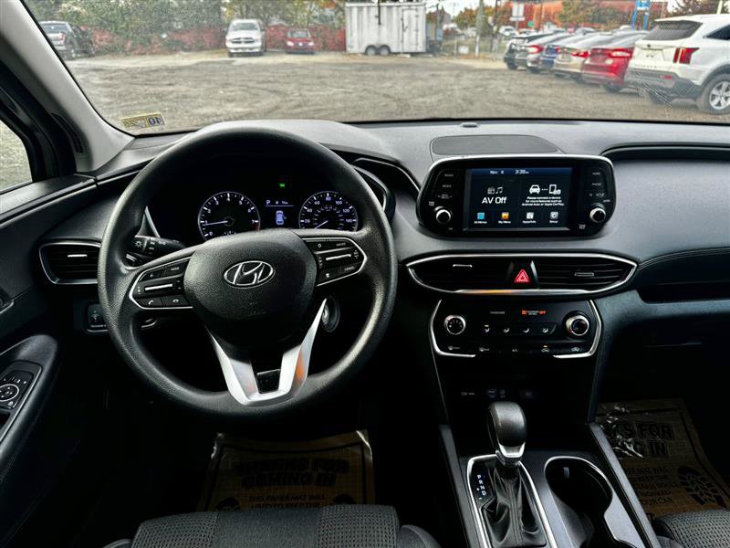 Used 2019 Hyundai Santa Fe SE AWD/4WD image 14