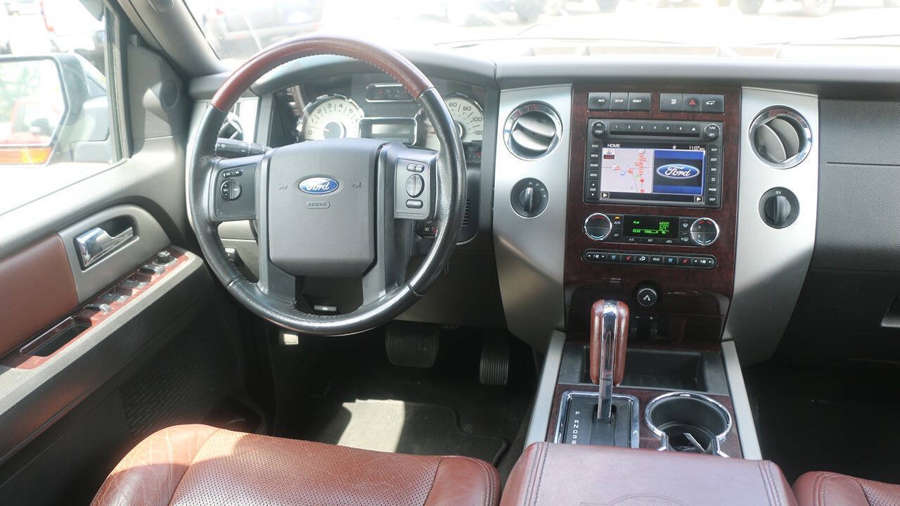 Used 2013 Ford Expedition EL King Ranch AWD/4WD image 19