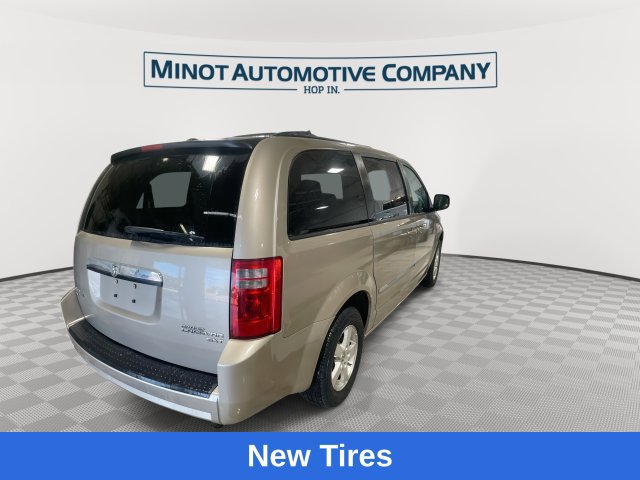 Used 2009 Dodge Grand Caravan SXT w/ Flexible Seating Group FWD image 9