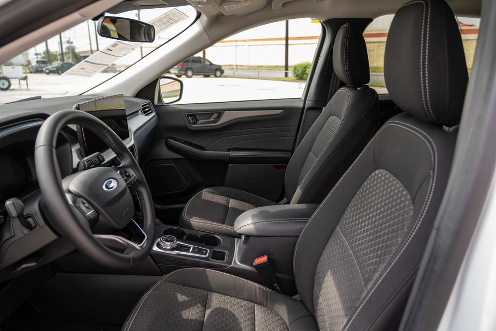 Certified 2023 Ford Escape Active w/ Tech Pack #1 FWD image 13