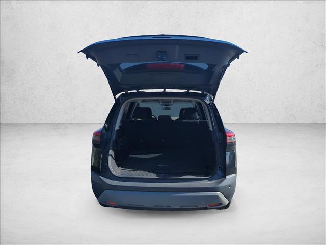 Used 2023 Nissan Rogue SV image 6