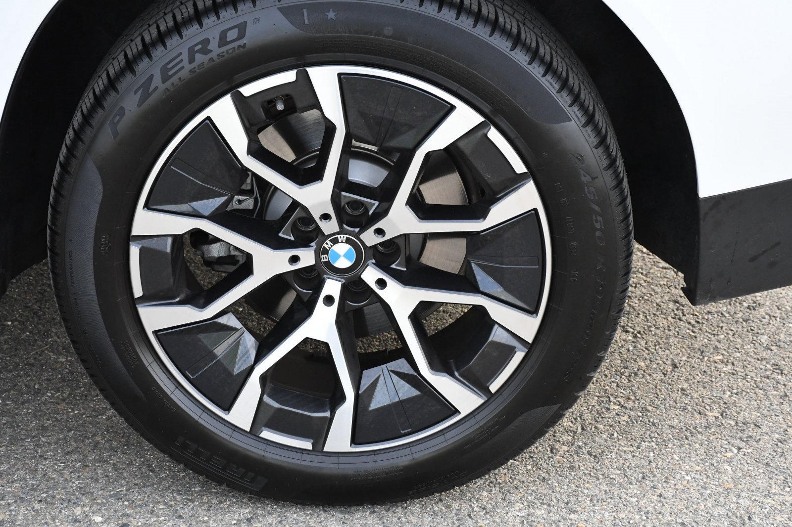 Used 2025 BMW X3 xDrive30i w/ Convenience Package image 6