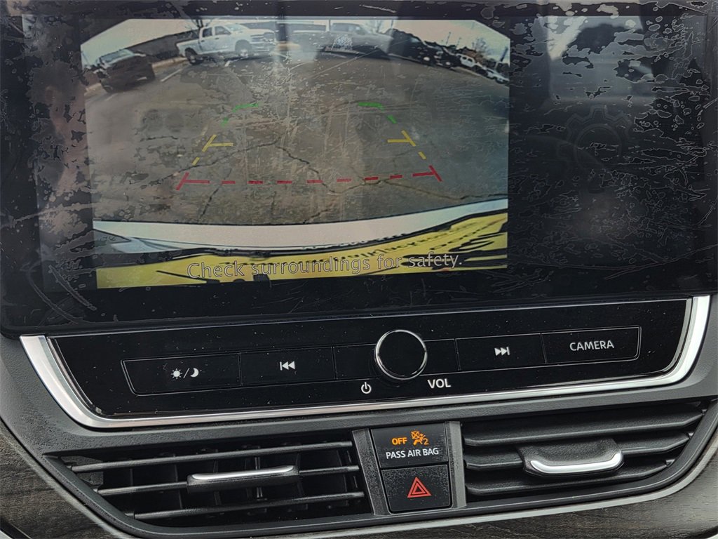 Used 2024 Nissan Altima 2.5 SV w/ SV Premium Package image 11