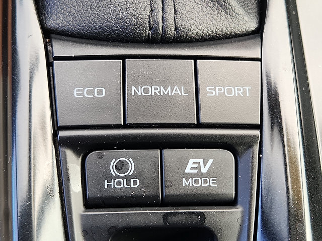 Used 2025 Toyota Camry SE FWD image 23