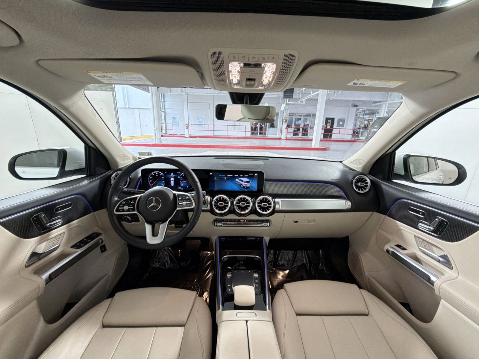 Used 2021 Mercedes-Benz GLB 250 4MATIC image 22