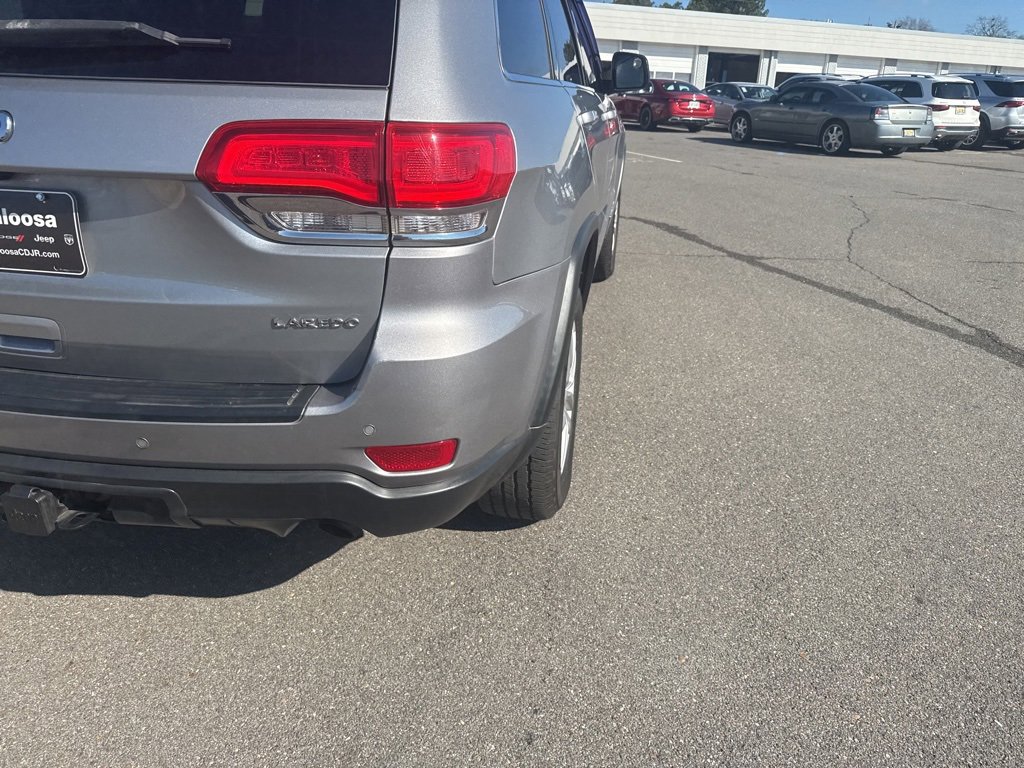 Used 2017 Jeep Grand Cherokee Laredo w/ Quick Order Package 2BE image 7