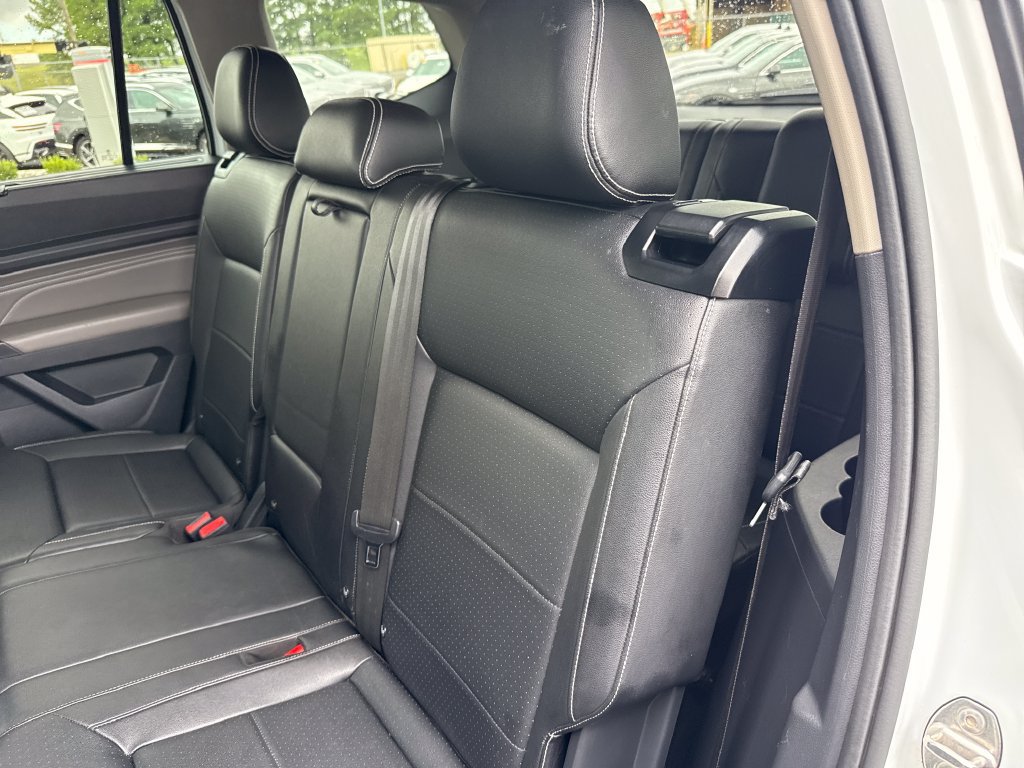 Used 2021 Volkswagen Atlas SEL AWD/4WD image 15