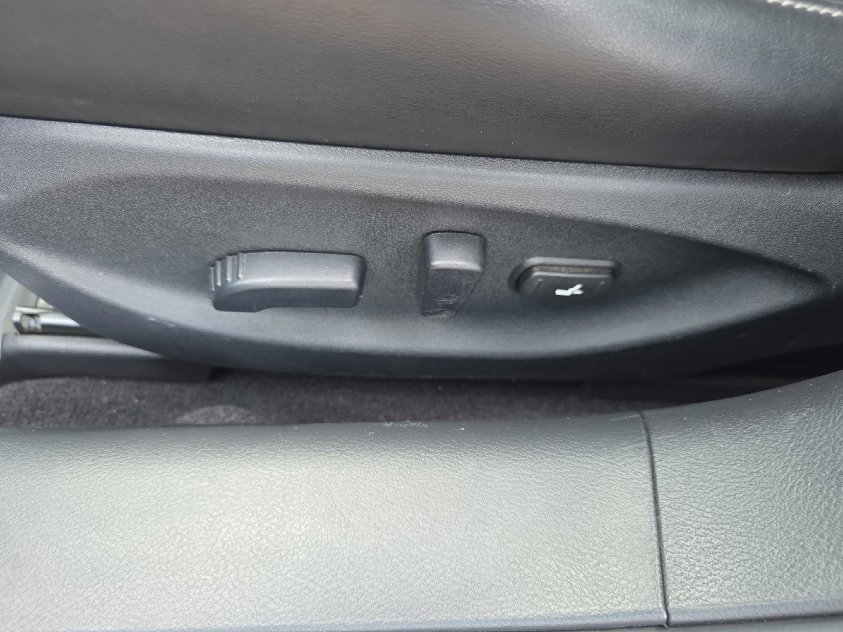 Used 2022 INFINITI Q50 Luxe w/ Cargo Package image 15