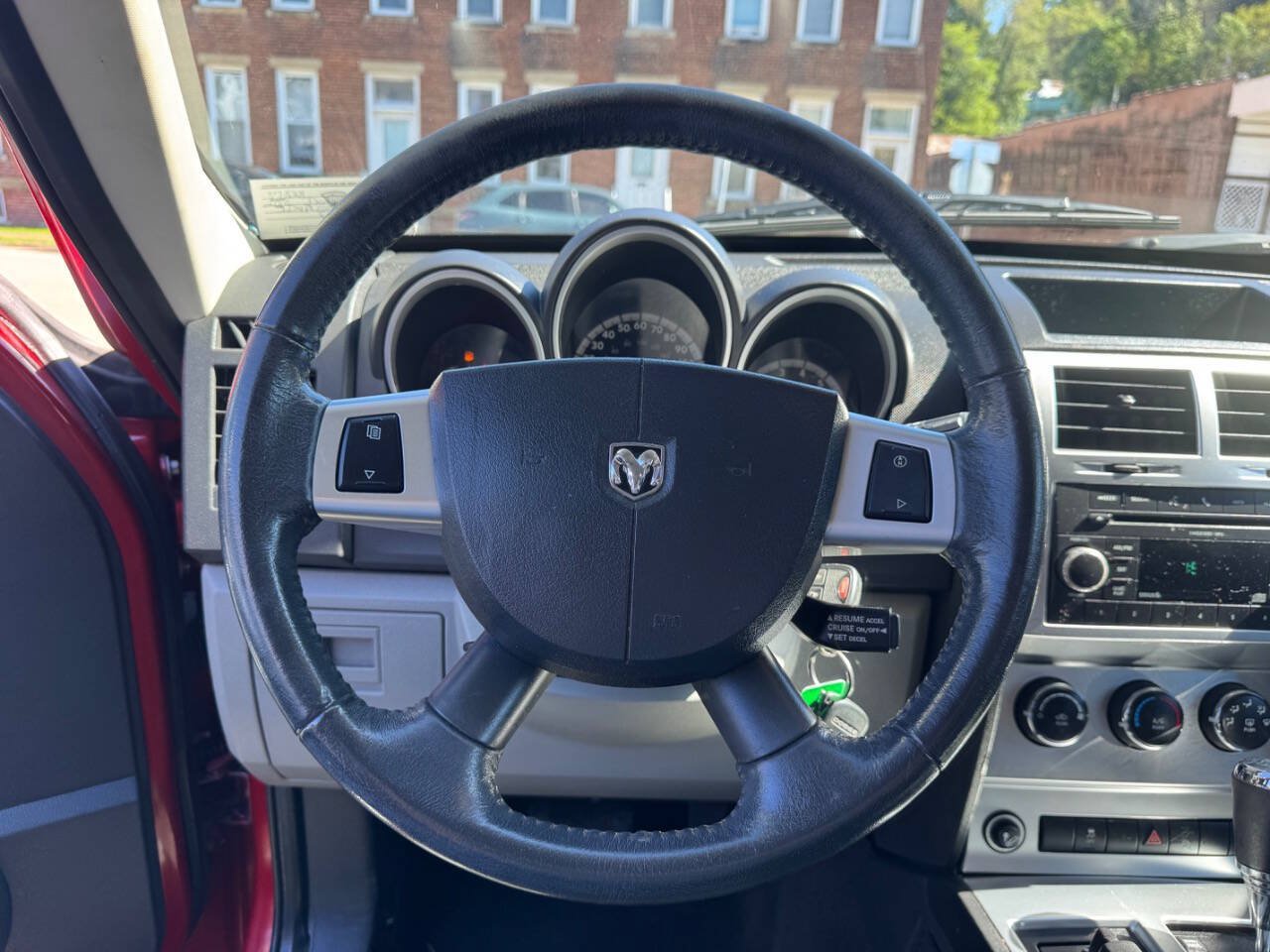 Used 2010 Dodge Nitro SXT AWD/4WD image 17