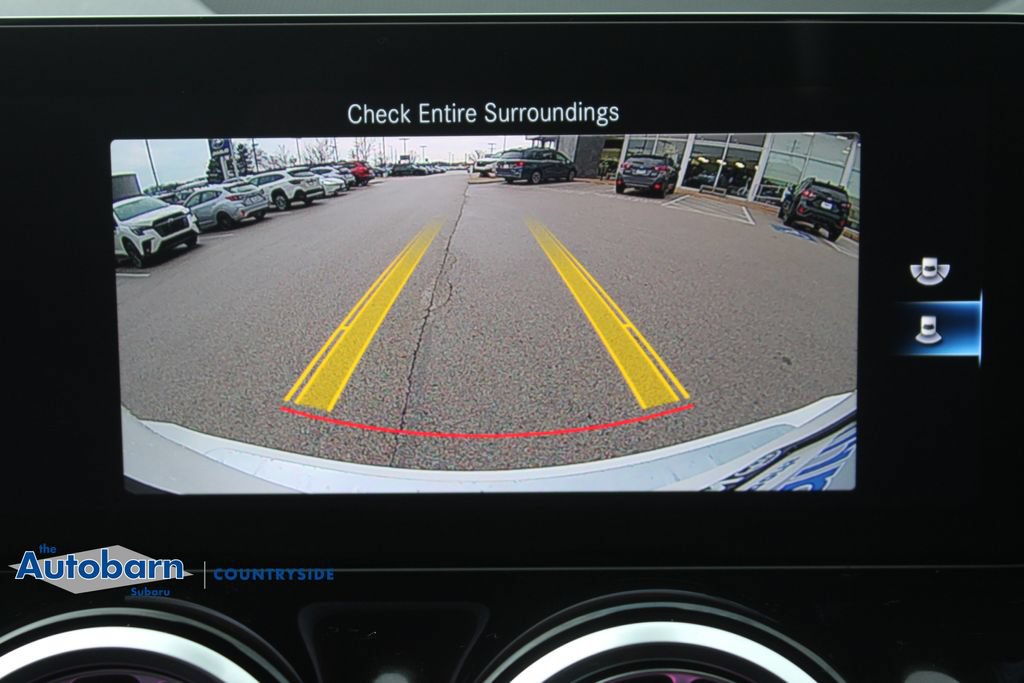 Used 2023 Mercedes-Benz GLB 250 4MATIC w/ Premium Package image 16
