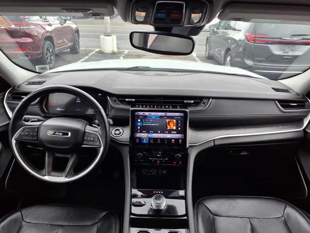 Certified 2022 Jeep Grand Cherokee L Limited image 42