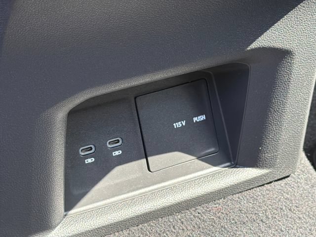 Used 2023 Volkswagen Atlas Cross Sport SEL AWD/4WD image 18